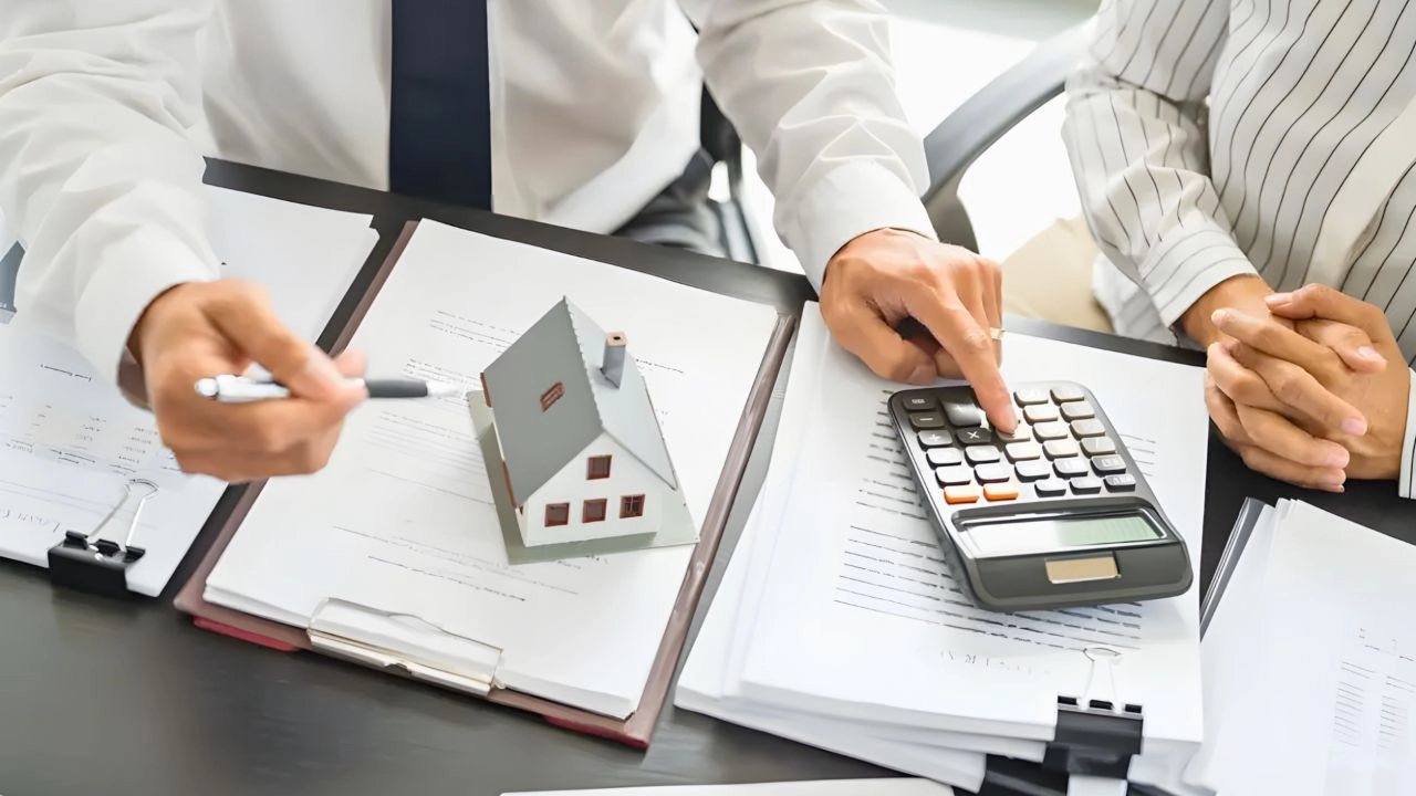 Crédito imobiliário supera expectativas e movimenta R$ 180,9 bilhões no semestre - Foto 1