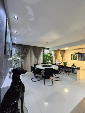 Laguna Residence