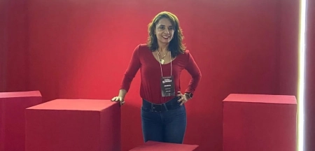 Anaelka Magalhães anuncia saída da Adão Imóveis