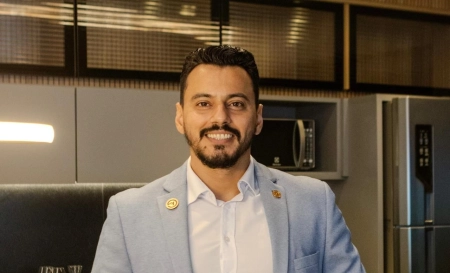 Denes Resende assume diretoria no Grupo MH