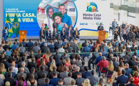 Governo Federal oficializa ampliação da faixa de renda do Minha Casa Minha Vida para até R$12 mil