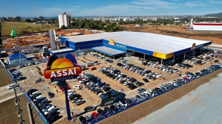 Imóvel ocupado pelo Assaí Atacadista em Caldas Novas é vendido por R$ 47 milhões