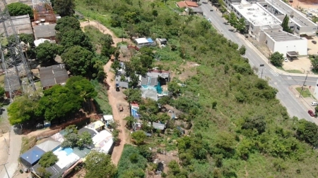 Governo vai iniciar revitalização do Morro da Serrinha em outubro, com projeto doado pela Opus