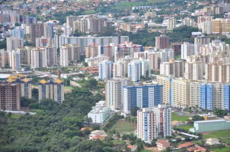 Caldas Novas se consolida como polo de investimentos em imóveis de temporada e comerciais
