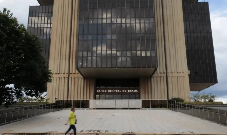 PIB brasileiro deve crescer nos próximos três anos, aponta projeção de analistas