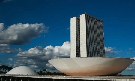Câmara aprova projeto que prorroga prazo para regularização de imóveis rurais em áreas de fronteira