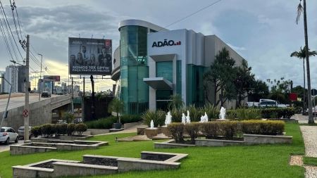 Adão fortalece liderança no mercado imobiliário goianiense com a chegada de 11 novos gerentes