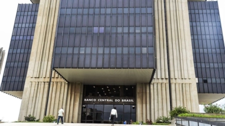 Boletim Focus aponta segunda queda consecutiva na previsão da taxa Selic