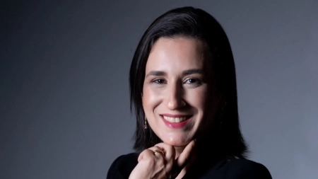 Débora Cristina é a nova Diretora comercial na Portifólio imóveis