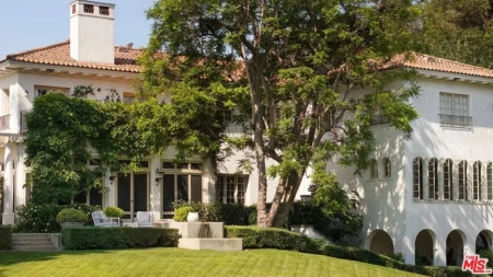 Estrela de Hollywood coloca casa à venda por 25 milhões de dólares
