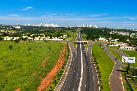 Aumento populacional de 63,3% impulsiona comércio e serviços na região da GO-020, em Goiânia