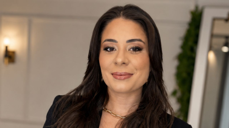 Gleicy  Hely assume gestão comercial na Adão Matriz