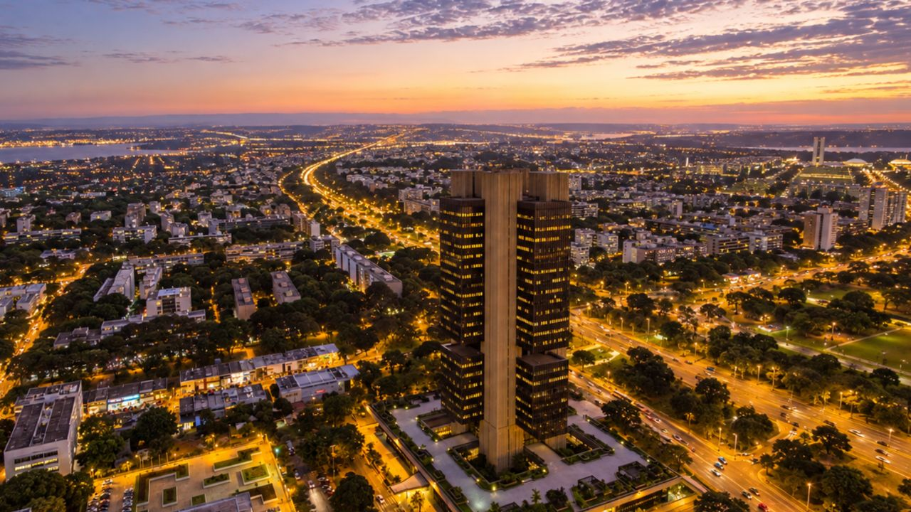 Quinto corte leva Selic a 13,75%, mas efeito pode não ser imediato