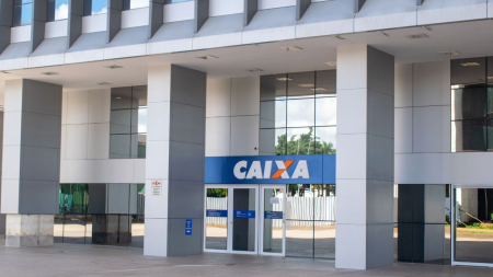 TST determina fim da greve da Caixa
