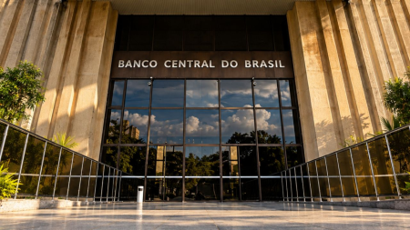 Juros altos freiam mercado imobiliário