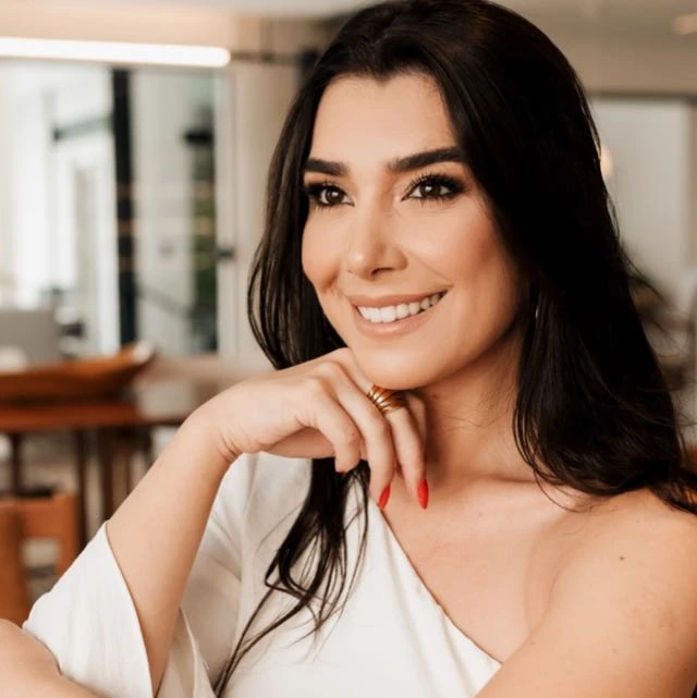 Imagem da opção Manuela Dalé