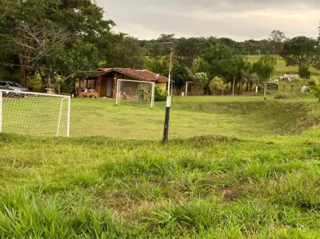 Chácara em Hidrolândia