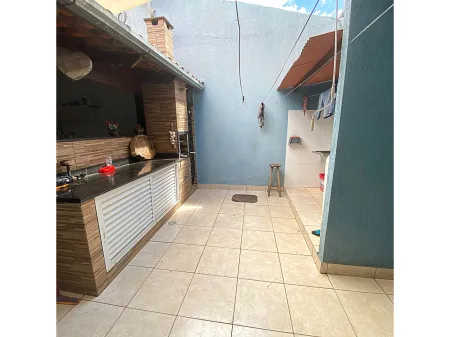 Sobrado no Setor Estrela Dalva