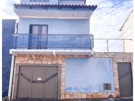Sobrado no Setor Estrela Dalva