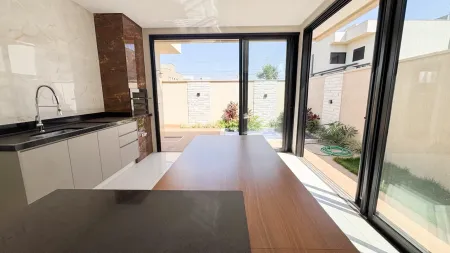 Casa Parqville Jacarandá