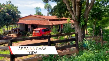 Fazenda em Araçu