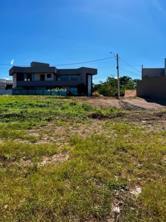 Lote no Jardins Sevilha