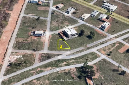Lote no Setor Três Marias