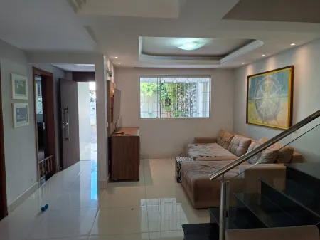 Sobrado Setor Nova Suíça
