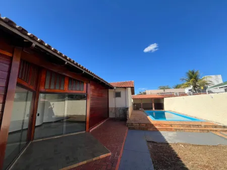 Casa no Setor Jaó