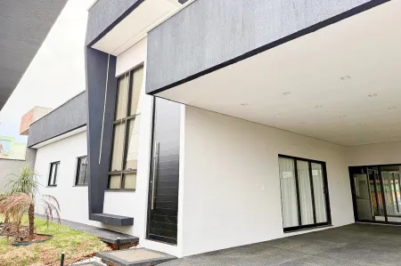 Casa no Setor Papillon Park