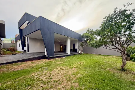 Casa no Setor Papillon Park
