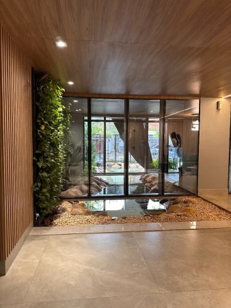 Lake House