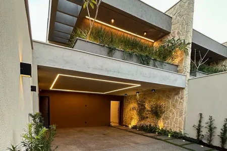 Sobrado no Jardim Atlântico