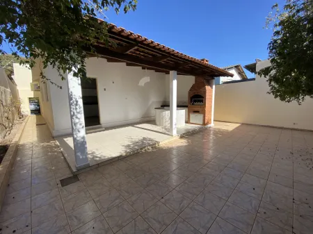 Casa no Conjunto Riviera