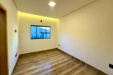 Casa no Jardim Balneário Meia Ponte