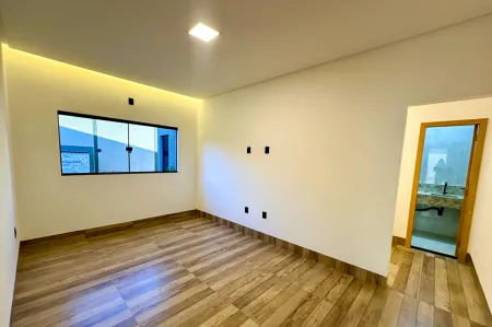 Casa no Jardim Balneário Meia Ponte