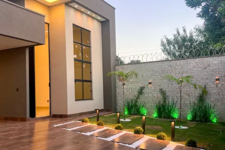 Casa no Jardim Balneário Meia Ponte