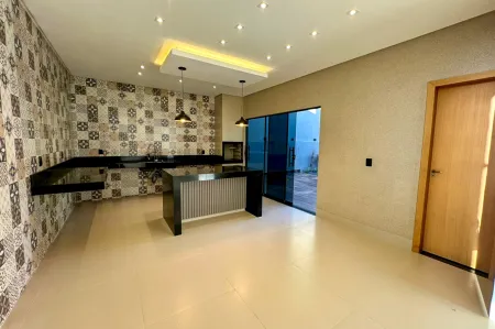 Casa no Jardim Balneário Meia Ponte