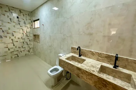 Casa no Jardim Balneário Meia Ponte