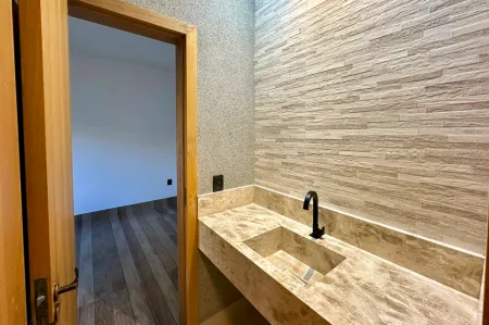 Casa no Jardim Balneário Meia Ponte