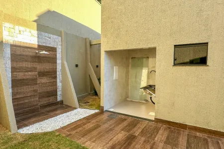 Casa no Jardim Balneário Meia Ponte