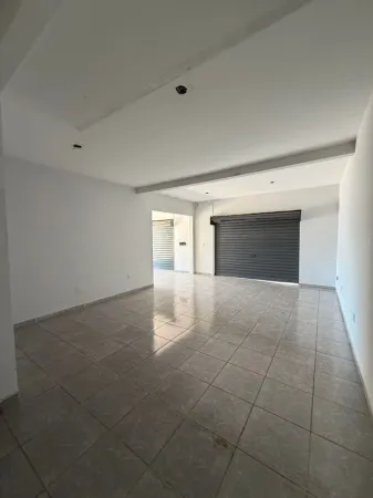 Sala Comercial Residencial Antônio Carlos Pires