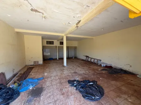 Sala Comercial Residencial Antônio Carlos Pires