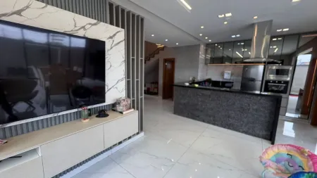 Casa no Parqville Quaresmeira