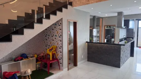 Casa no Parqville Quaresmeira