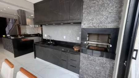 Casa no Parqville Quaresmeira