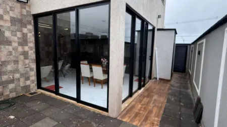 Casa no Parqville Quaresmeira