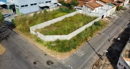 Lote no Setor Santo André
