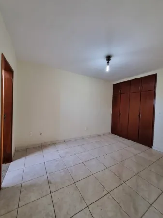 Casa no Jardim Novo Mundo