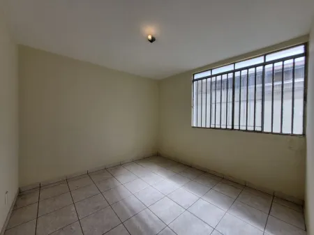 Casa no Jardim Novo Mundo